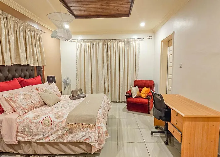 Grey Oak Holiday House